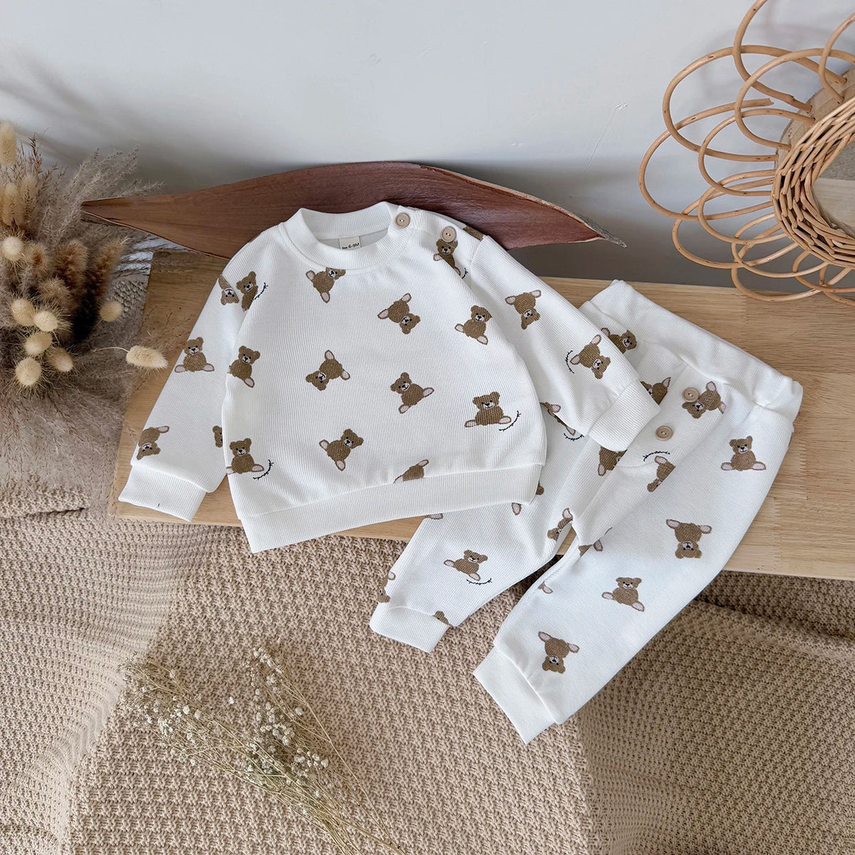 סט חולצה ומכנס קז'ואל- ריף